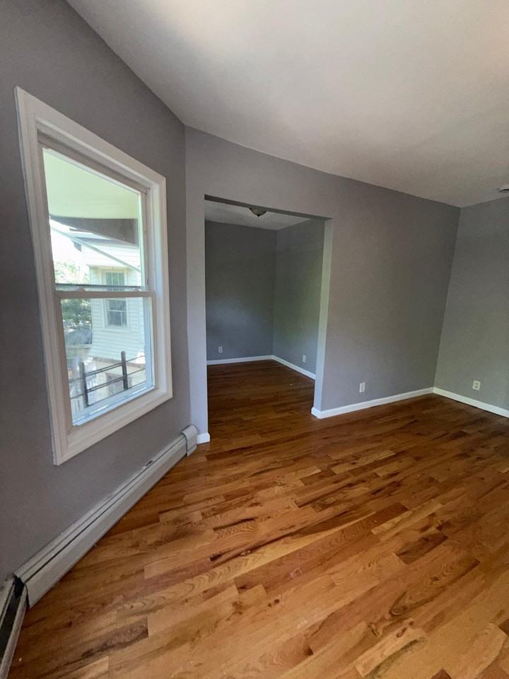 114 S 7th St #2 - Photo 7 of 12