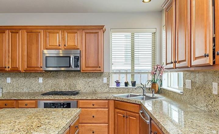 132 Ne 64th Ter #1 - Photo 7 of 18