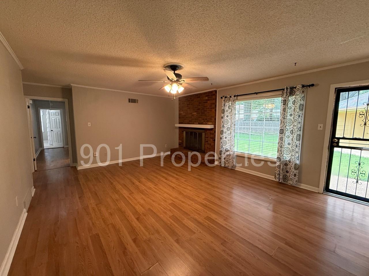 6080 Barrentine Dr #1 - Photo 6 of 23