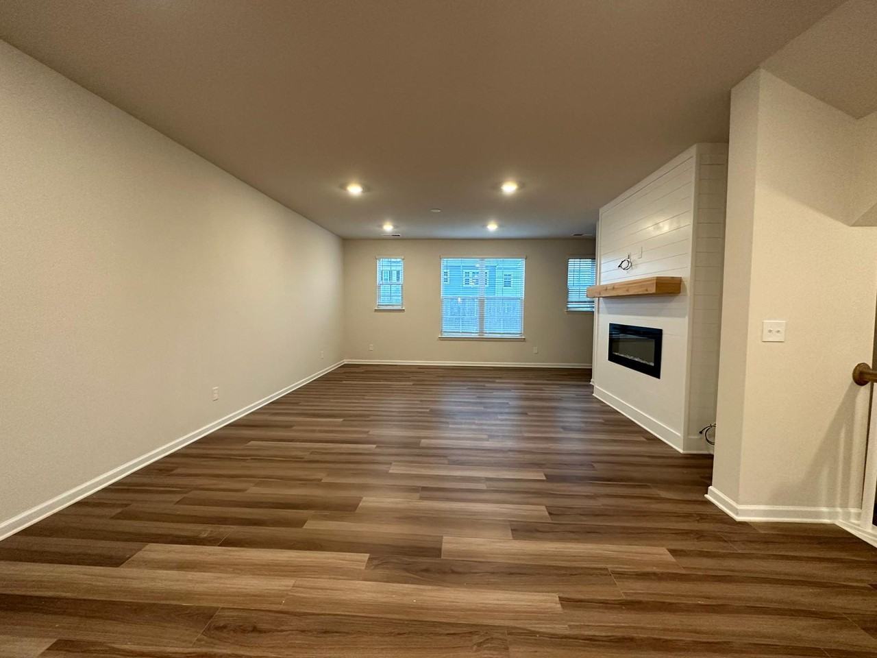 10008 Hemingway Pl #1 - Photo 7 of 20