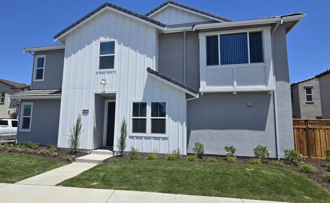 3217 Shrute Dr #1 - Photo 2 of 50