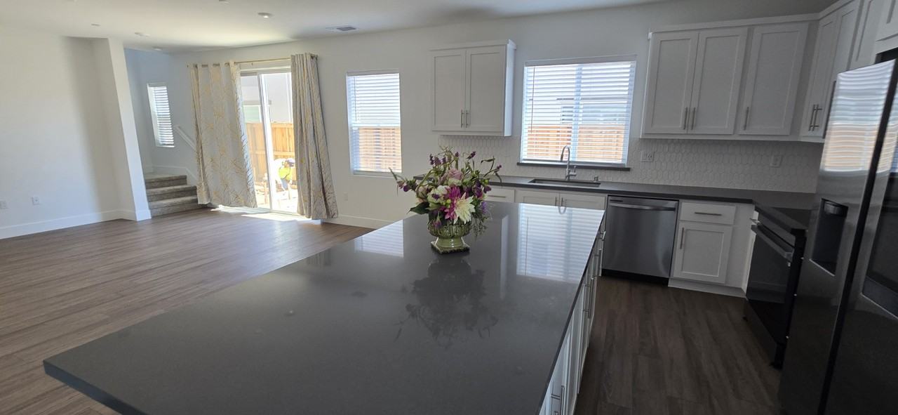 3217 Shrute Dr #1 - Photo 4 of 50