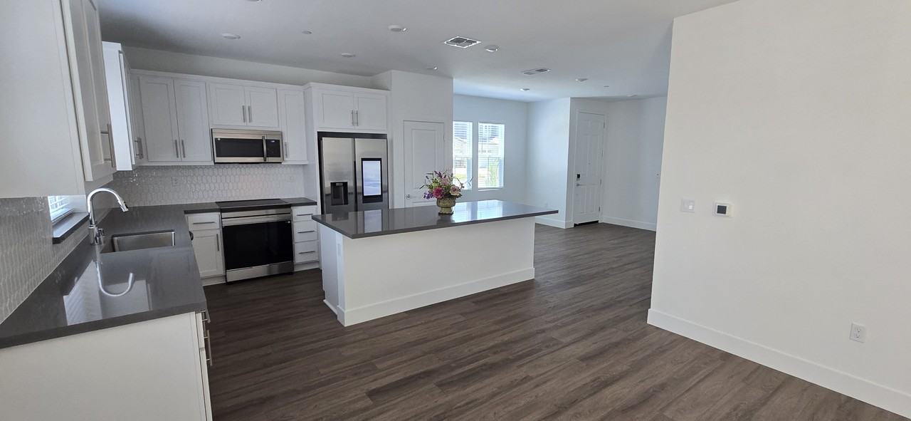3217 Shrute Dr #1 - Photo 7 of 50