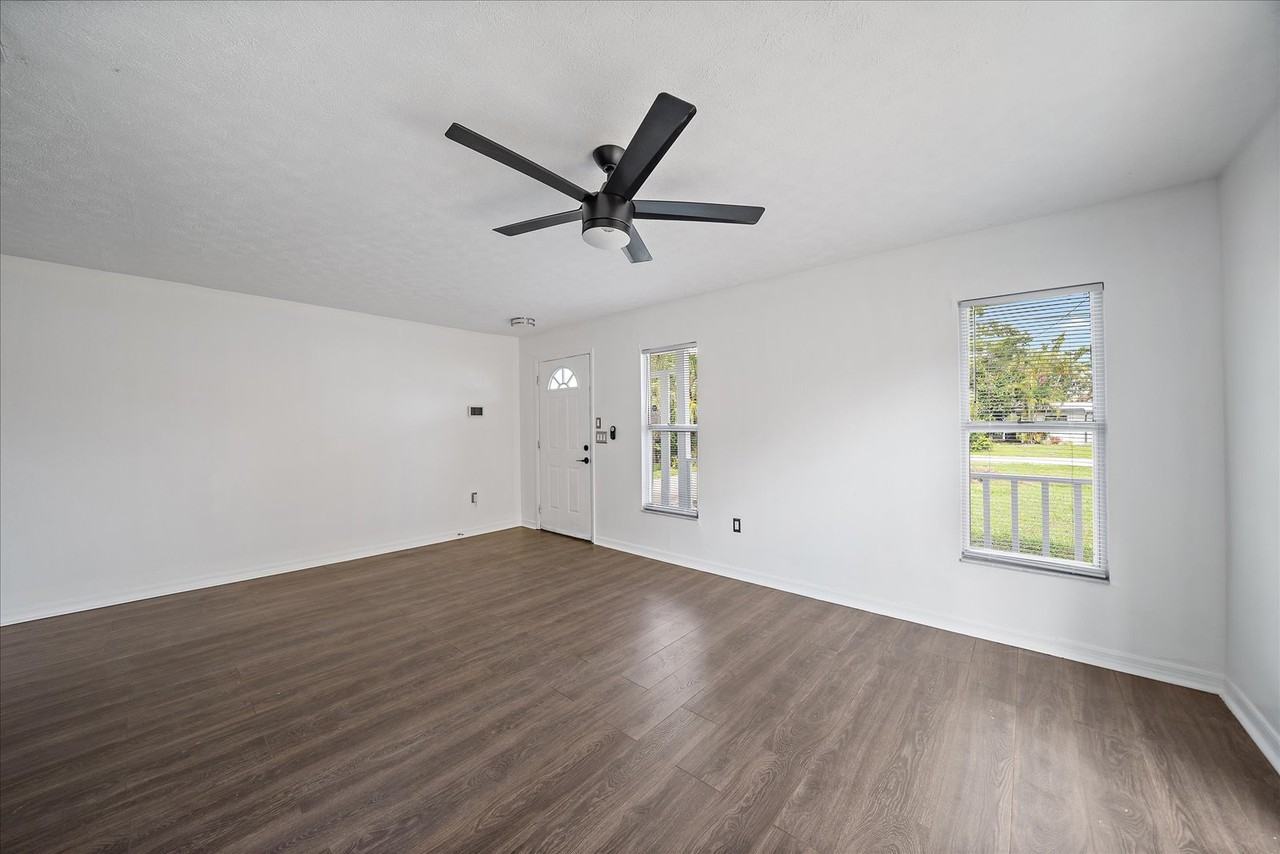 2619 Robinson Ave #1 - Photo 5 of 11