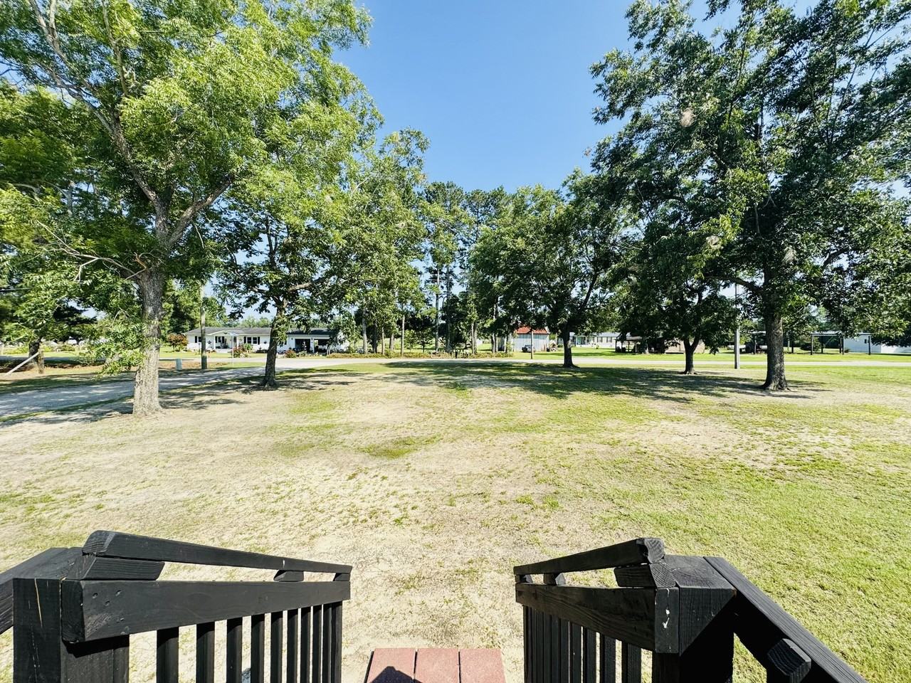 3753 Valley Forge Rd #1 - Photo 4 of 27