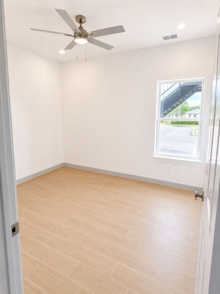 217 N 7th St #3 - Photo 2 of 9