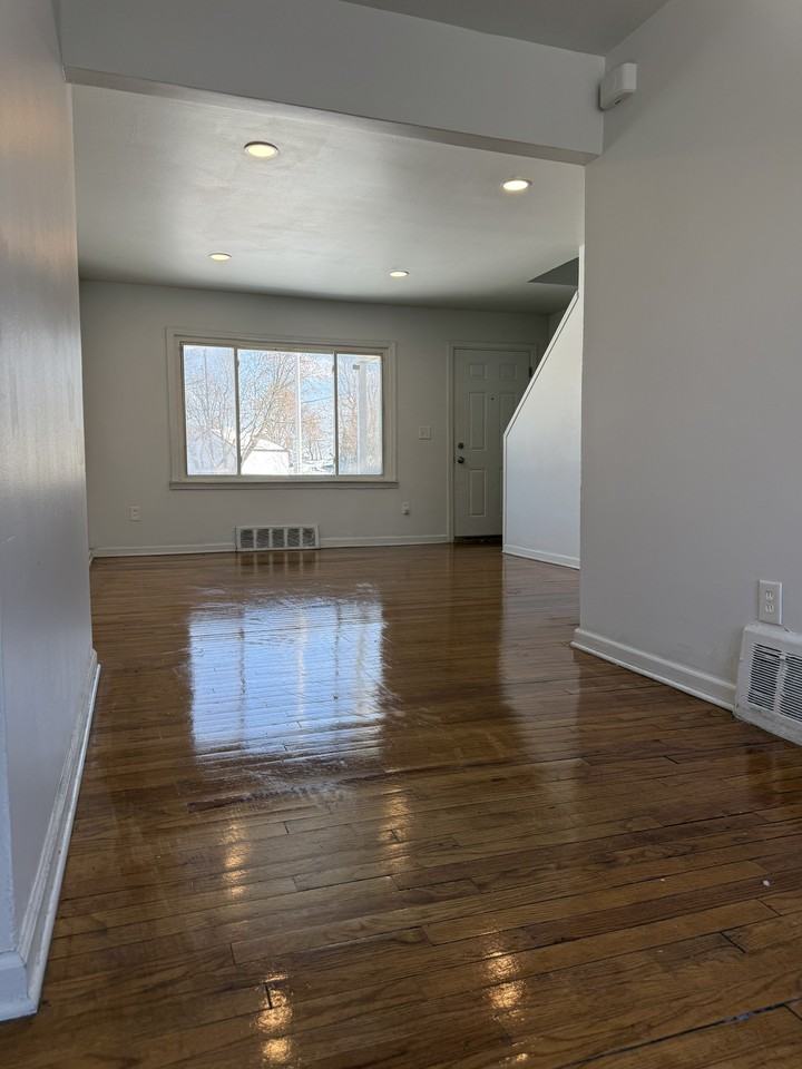 94 Martin Luther King Jr Blvd S #94 - Photo 2 of 8