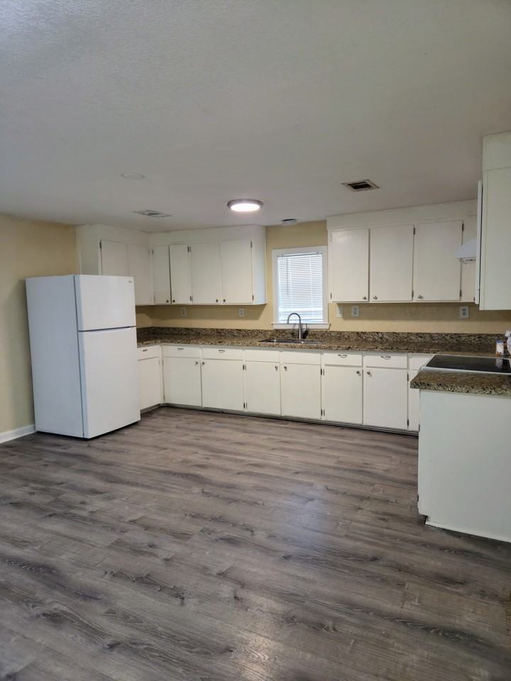 1911 Arkansas Ave #1 - Photo 2 of 16