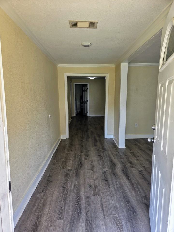 1911 Arkansas Ave #1 - Photo 3 of 16