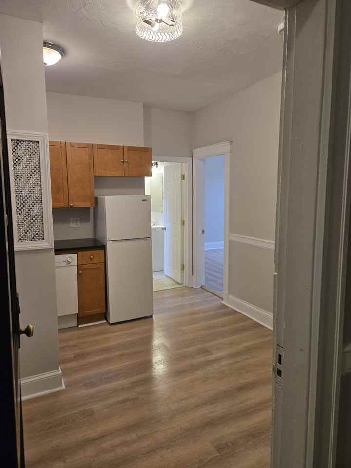 1193 Commonwealth Avenue #17 - Photo 4 of 14