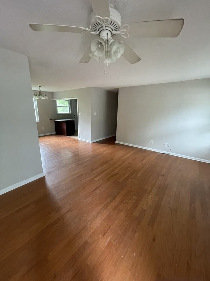 1147 Cornish St Ne #0 - Photo 2 of 9