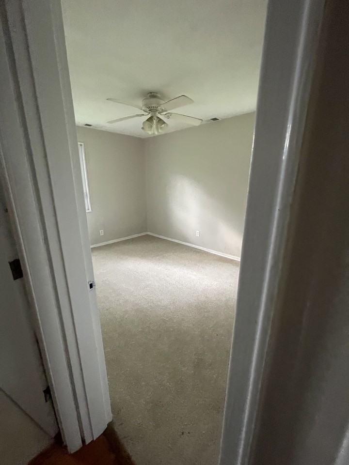1147 Cornish St Ne #0 - Photo 7 of 9