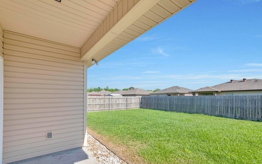 102 Sabine Dr #1 - Photo 2 of 9