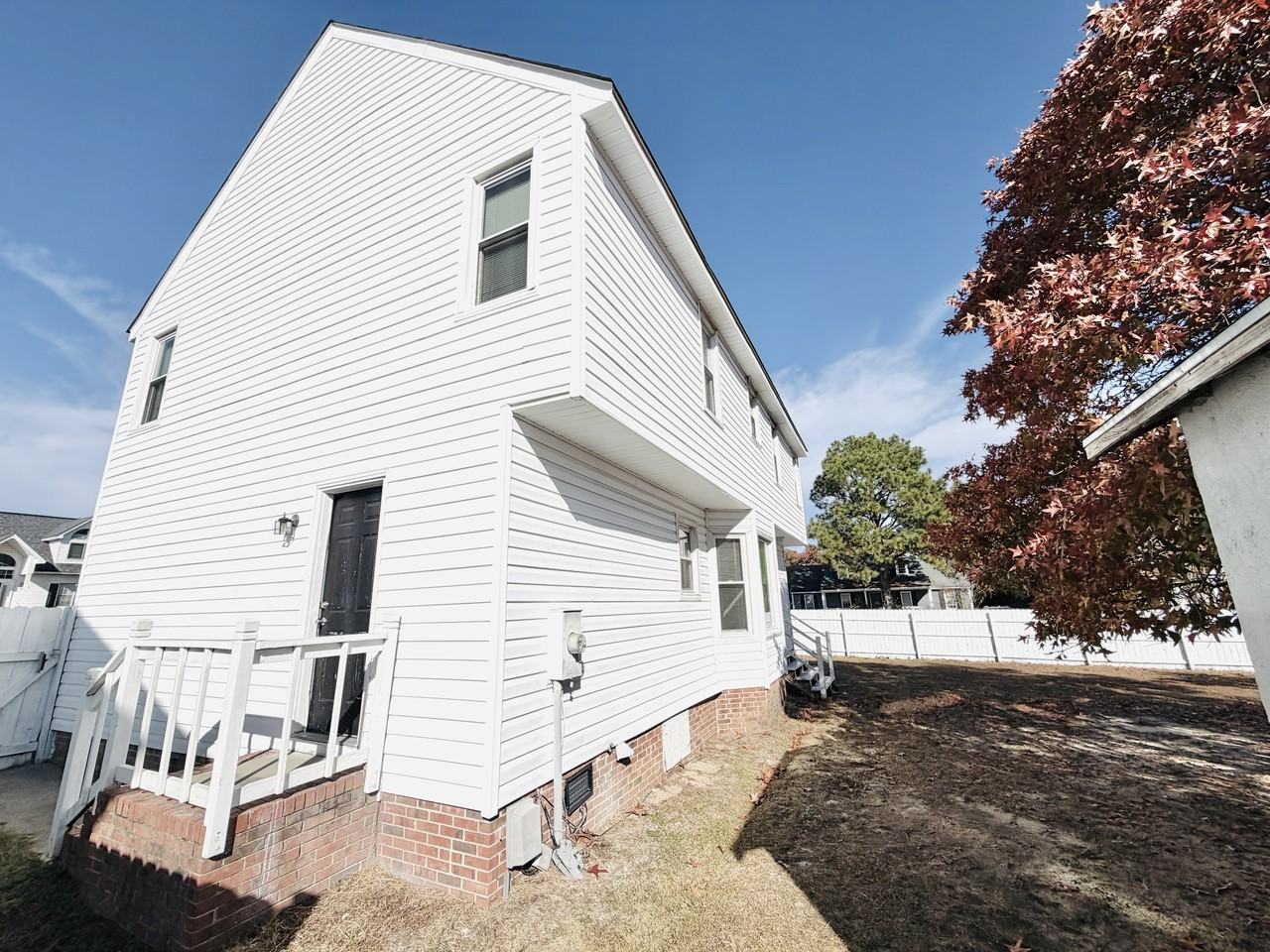 42 N Crossing Ct #1 - Photo 2 of 25