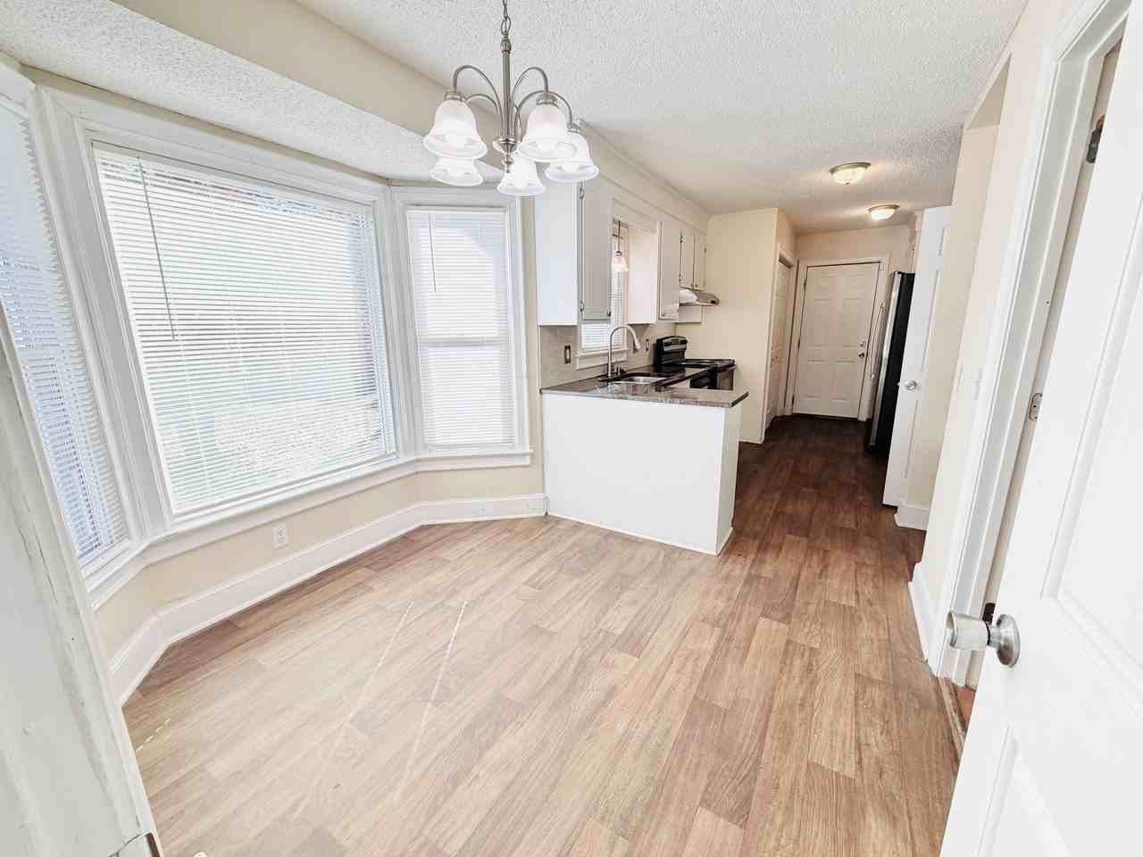 42 N Crossing Ct #1 - Photo 6 of 25