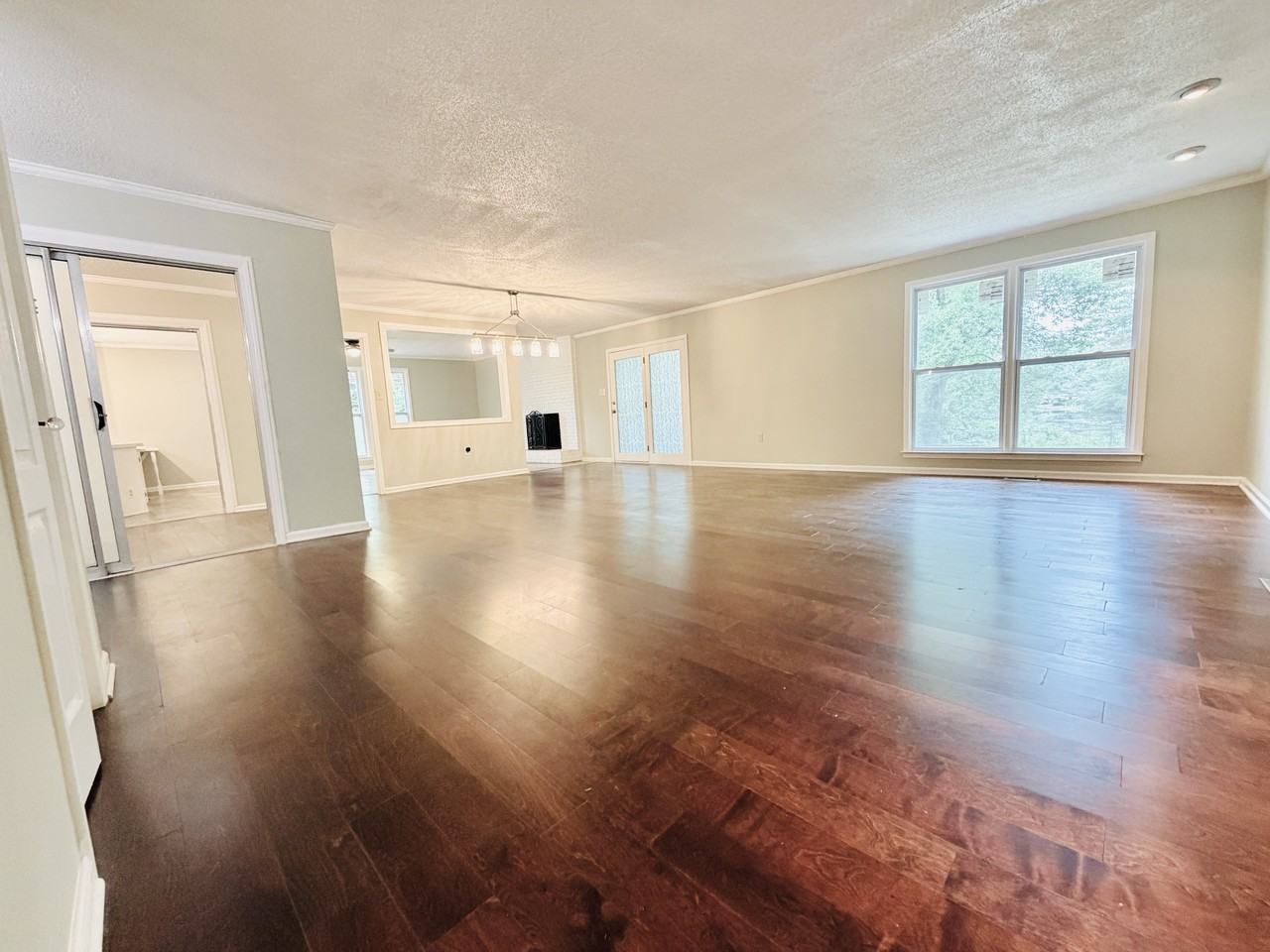 7905 Castleton Ln #1 - Photo 6 of 29