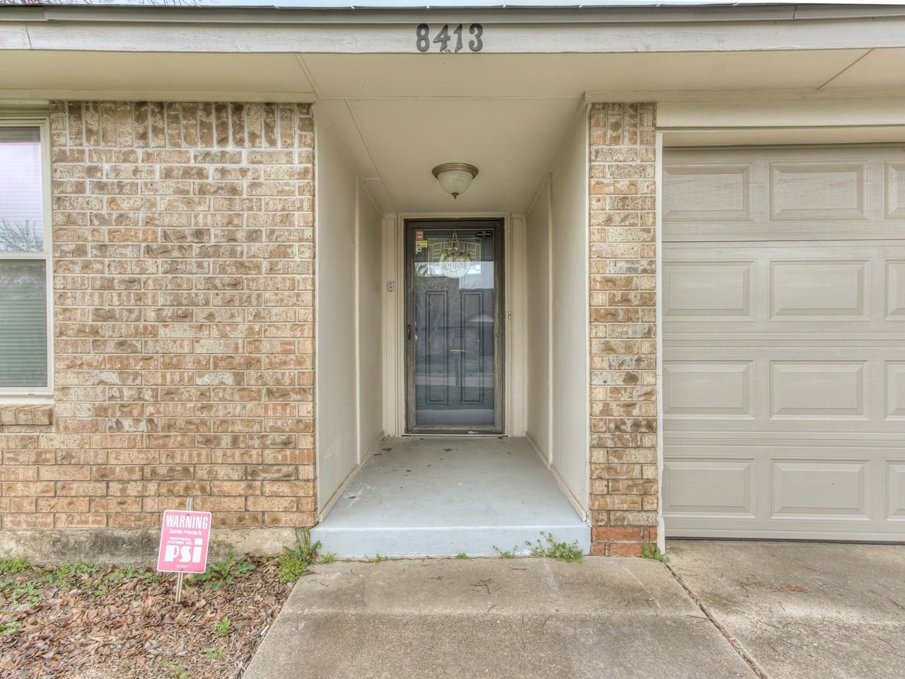 8413 Bigwood Dr #1 - Photo 4 of 35