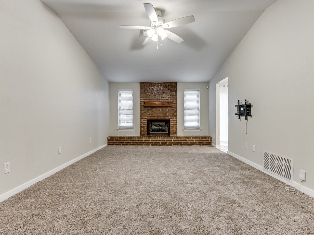 8413 Bigwood Dr #1 - Photo 7 of 35