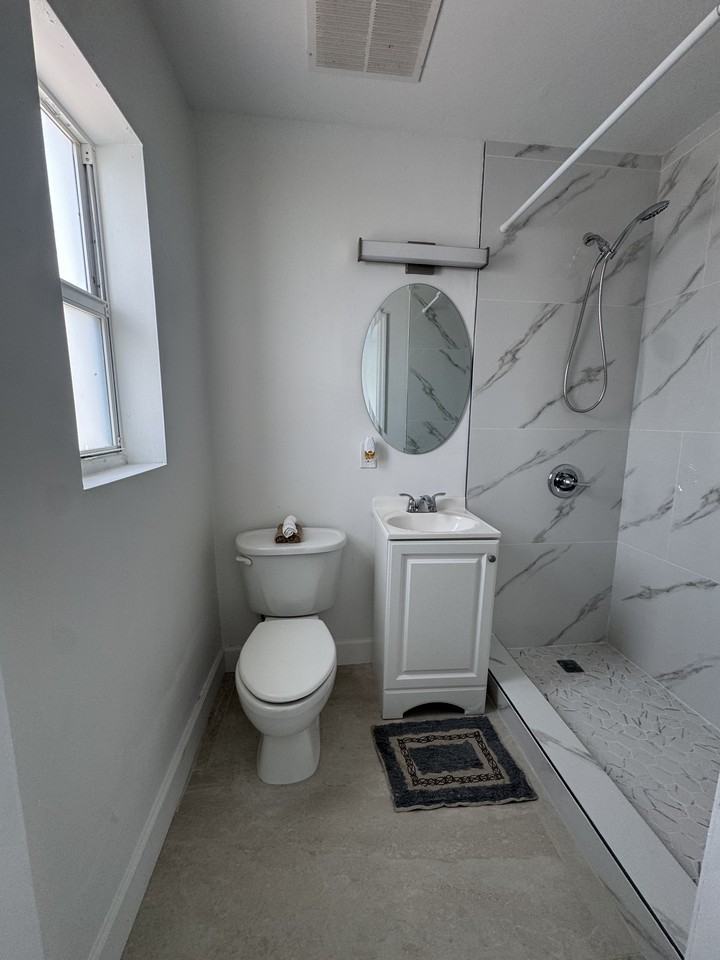 8401 BYRON AVE8 #8 - Photo 3 of 6