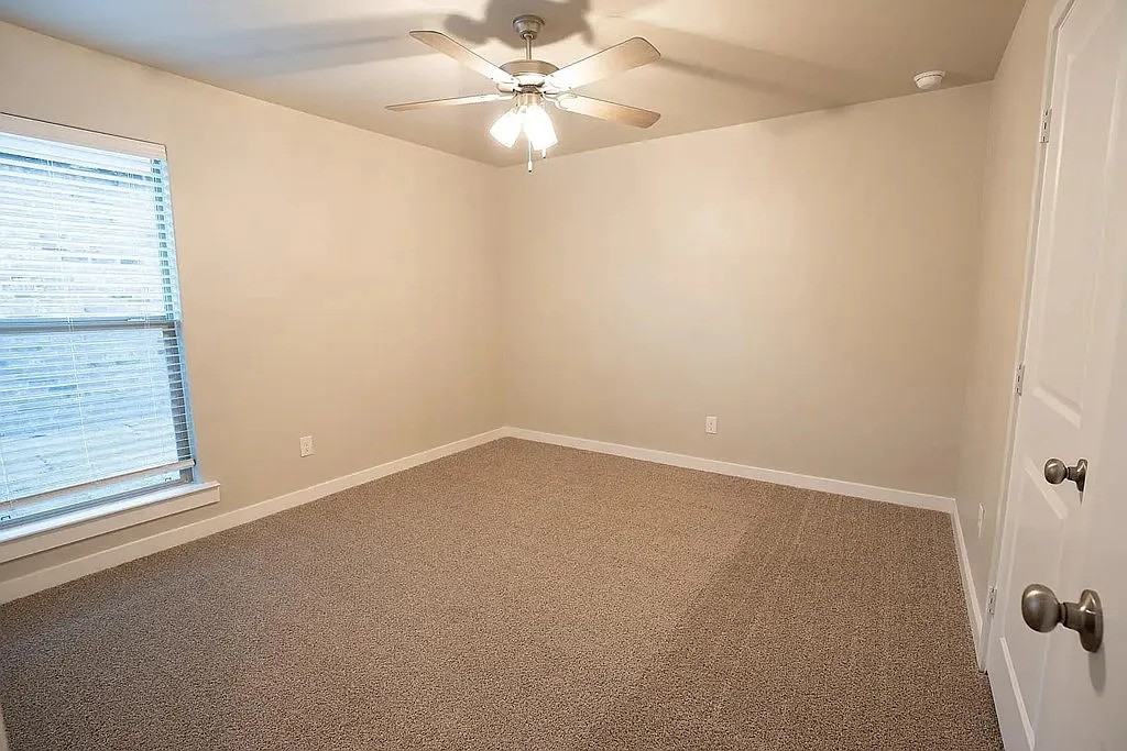 1321 Bourbon St #1 - Photo 5 of 10