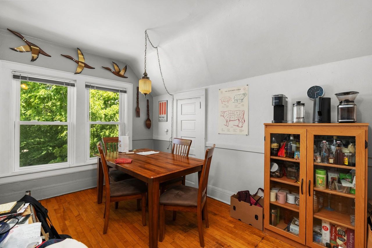 615 S Baldwin St #615 - Photo 6 of 14