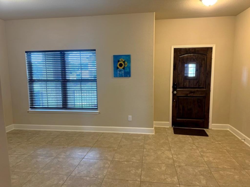 1426 Rock Dove Rd - Photo 2 of 12