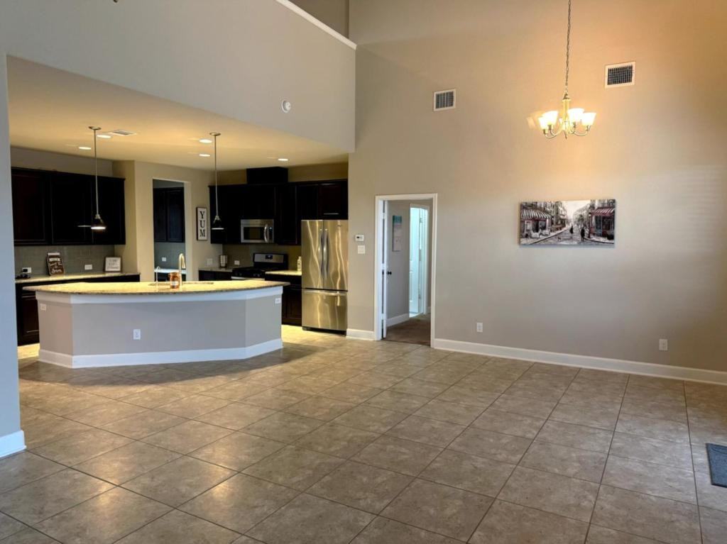 1426 Rock Dove Rd - Photo 3 of 12
