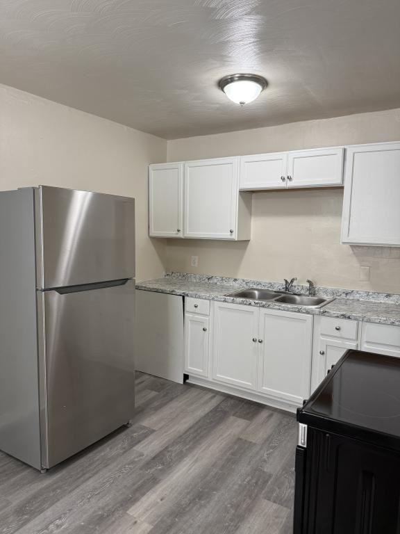 1200 Rugby St - Photo 2 of 6