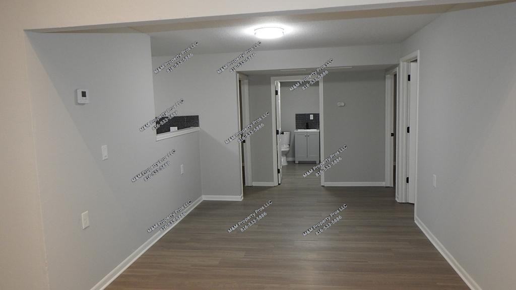 5928 Elmwood Ave - Photo 3 of 27