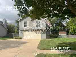 featured image of 965 Amberwood Pl
