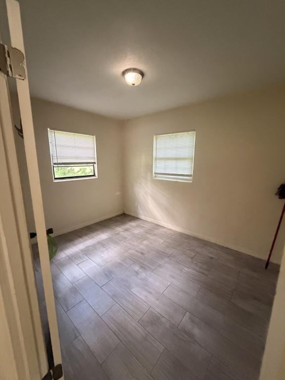 1314 Andrew St - Photo 5 of 9