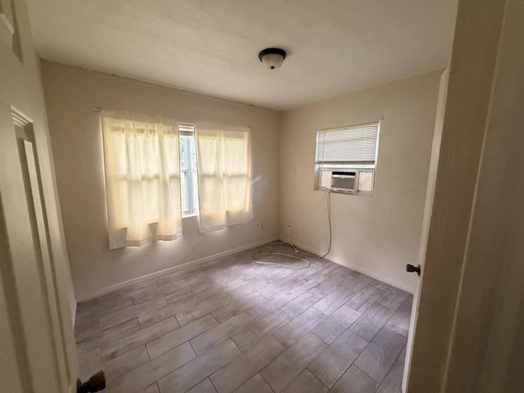 1314 Andrew St - Photo 6 of 9