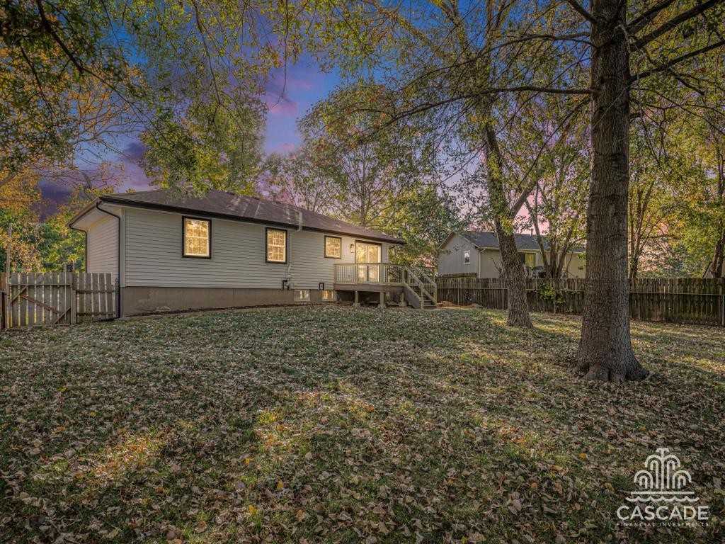 300 Se Circleview Dr - Photo 3 of 18