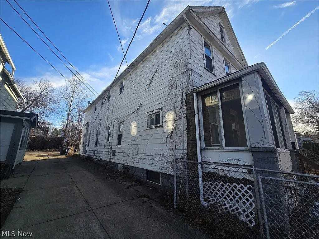1087 E 64th St - Photo 2 of 14
