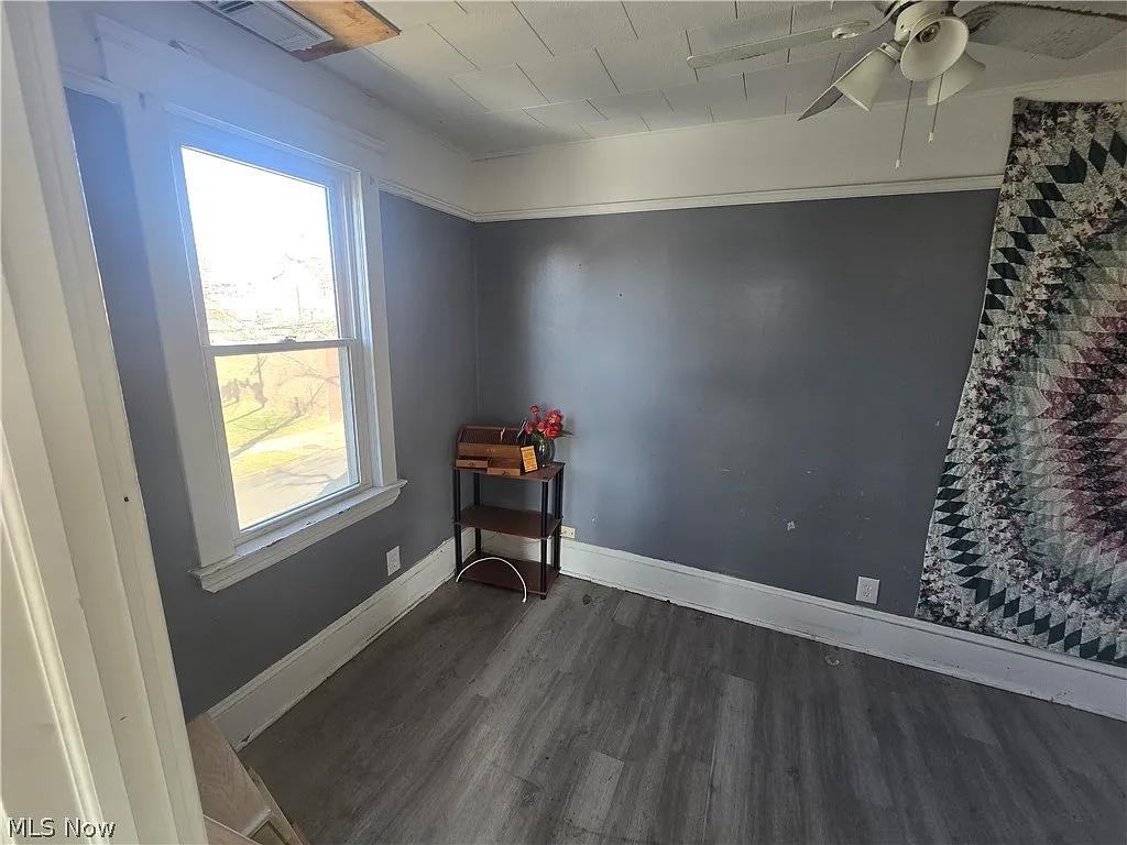 1087 E 64th St - Photo 3 of 14