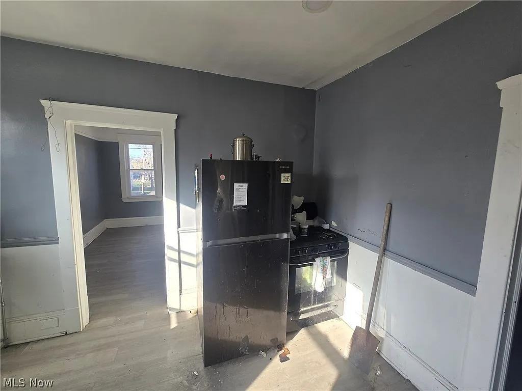 1087 E 64th St - Photo 6 of 14