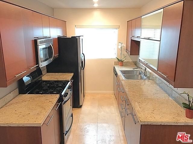 866 Hilldale Ave #7 - Photo 7 of 9