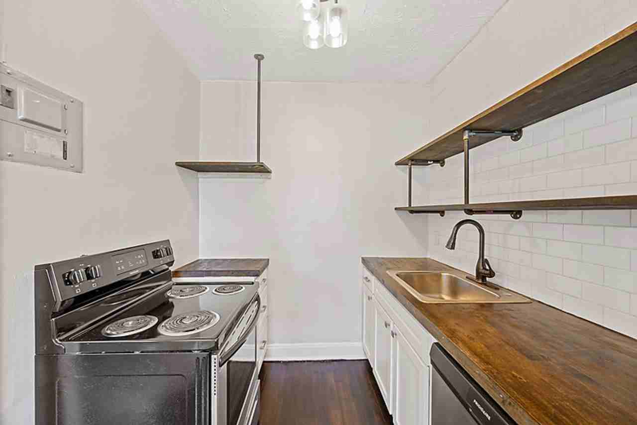 4300 Erie Ave #1 - Photo 7 of 14