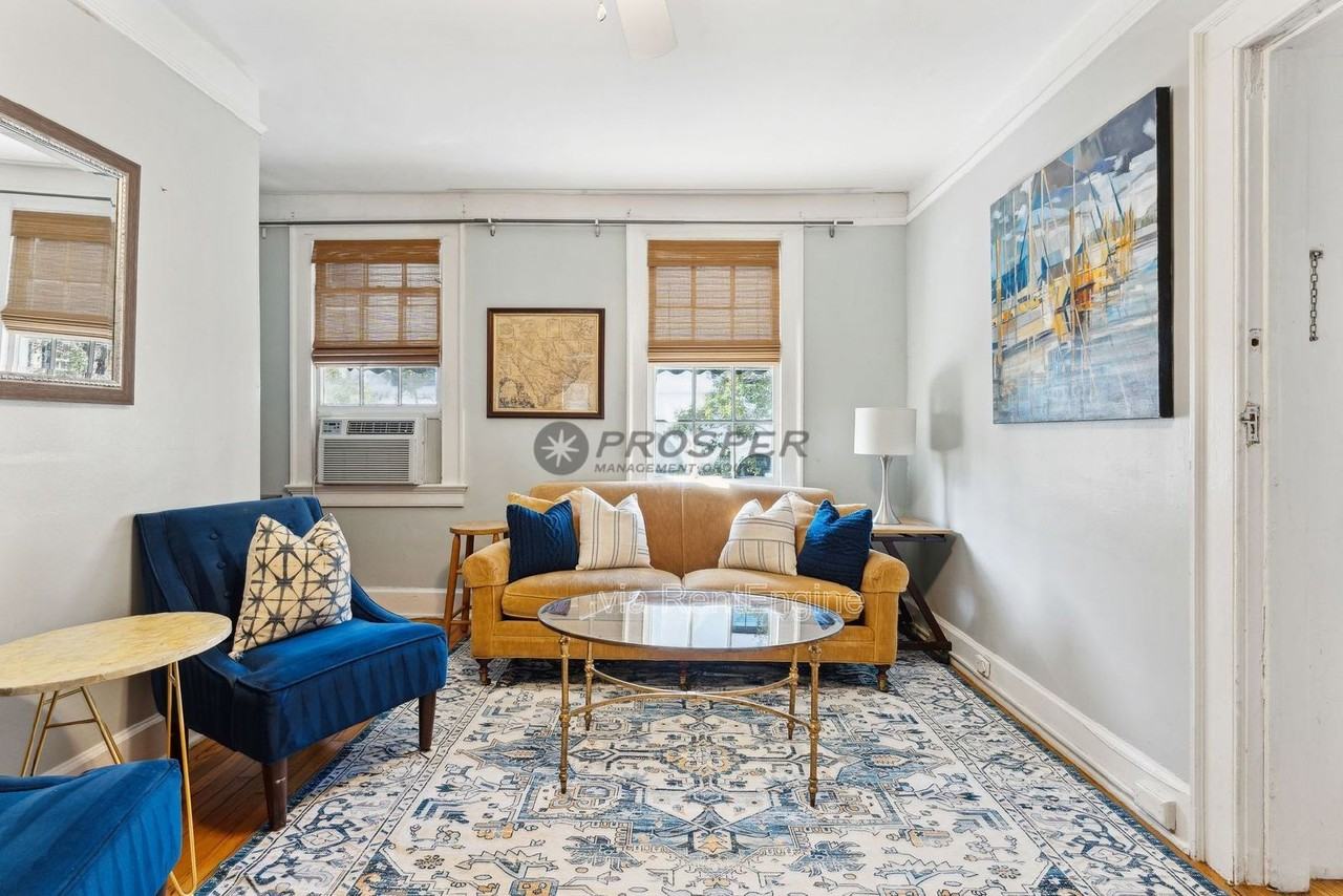 72 1/2 King St - Photo 6 of 33