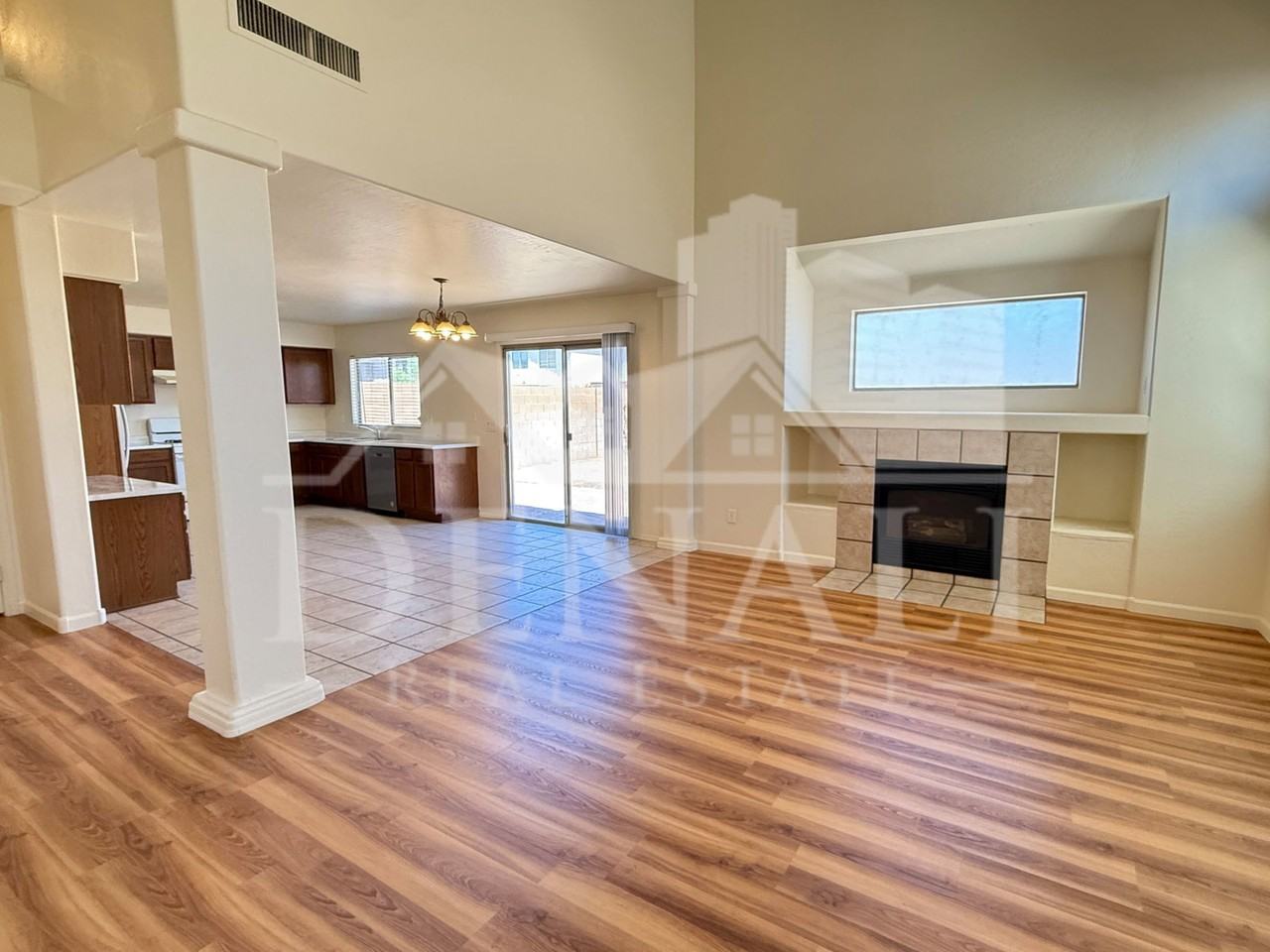 11184 W Palm Ln - Photo 3 of 25