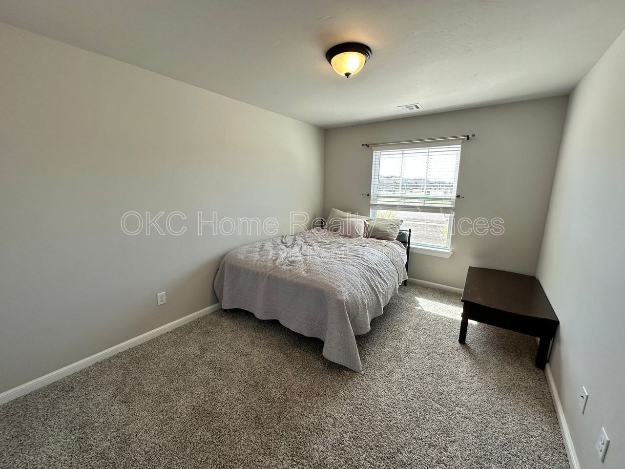7724 Windstone Dr - Photo 2 of 15