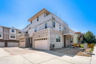 758 S Leyden St - Photo 1 of 1