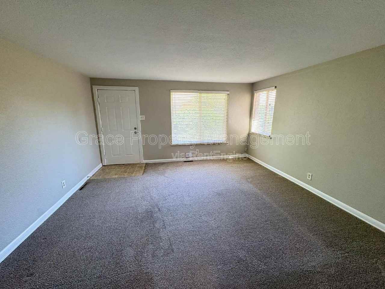 1665 Pierce St #3 - Photo 4 of 15