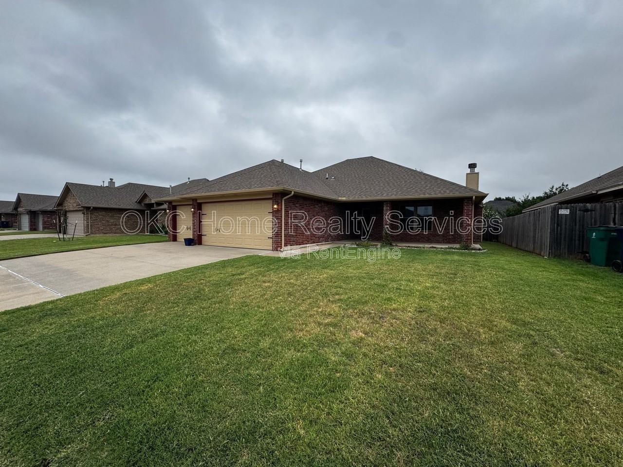 8020 Kaden Rd - Photo 3 of 34