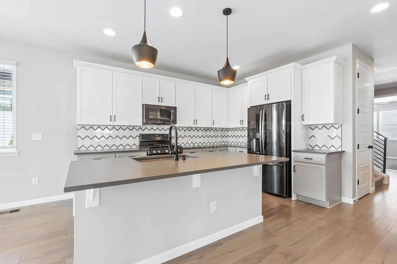 9191 Rio Lado St - Photo 3 of 28