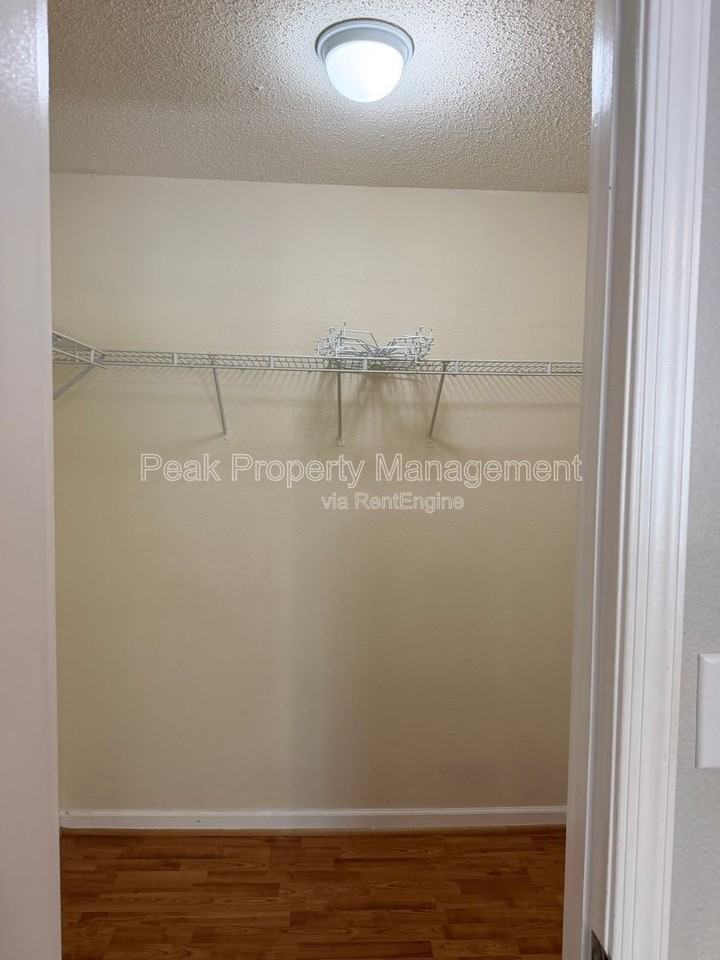 9411 Links Ln #M - Photo 7 of 18