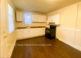 featured image of 215 W Vine St #1