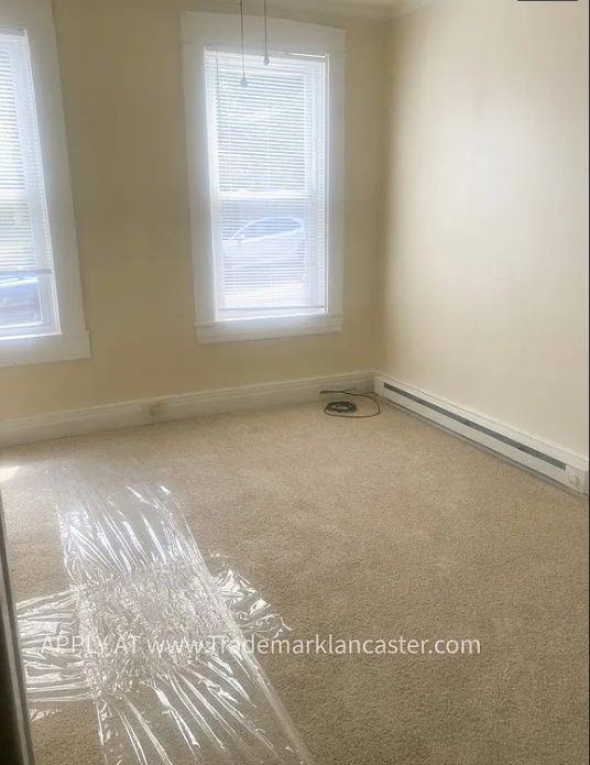215 W Vine St #1 - Photo 3 of 7