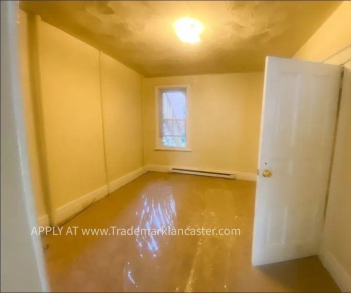 215 W Vine St #1 - Photo 6 of 7