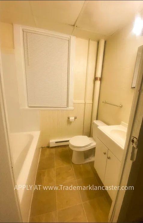 215 W Vine St #1 - Photo 7 of 7